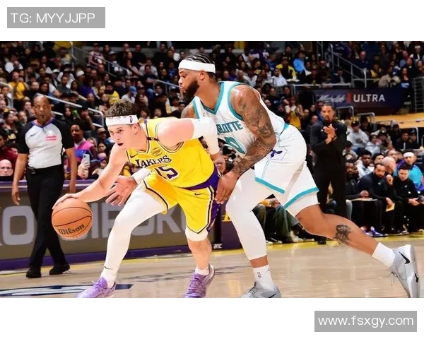 湖人近况不佳，面临季后赛前逆风需要调整阵容与战术